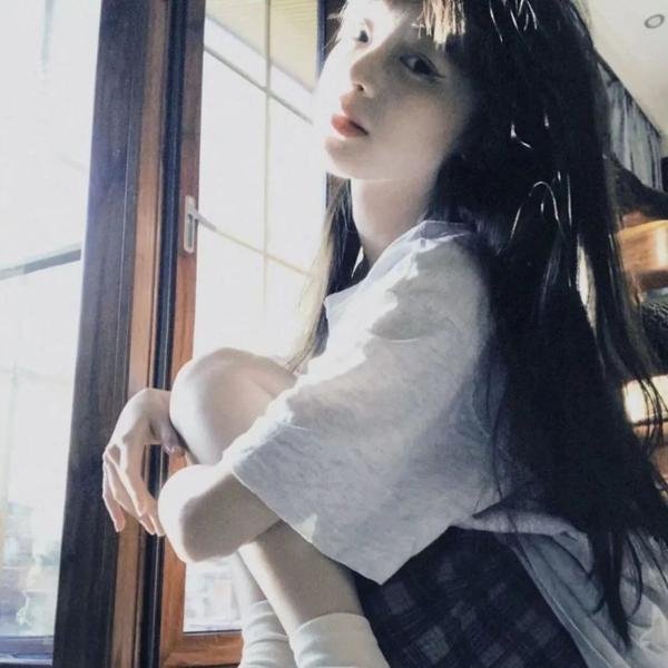 挨饿游戏